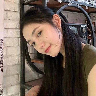 忧郁小妇人